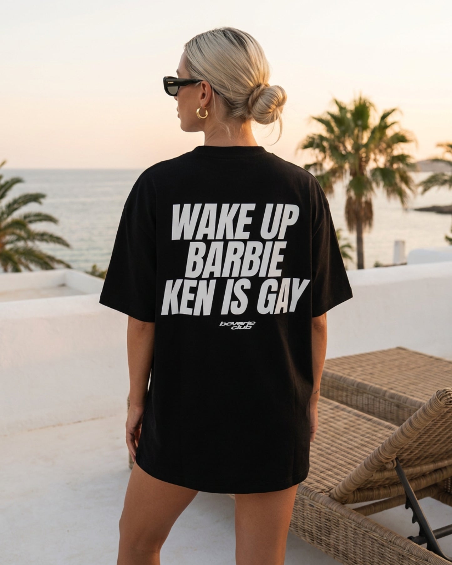 WAKE UP TEE