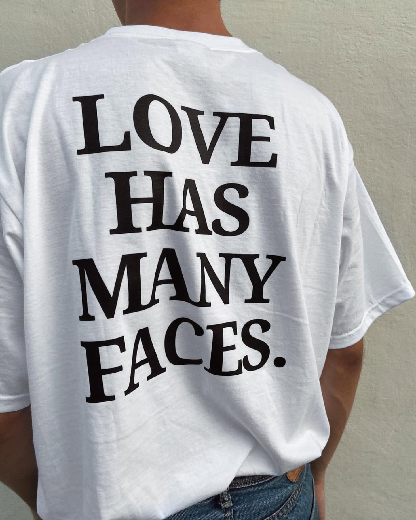 LOVE FACES TEE