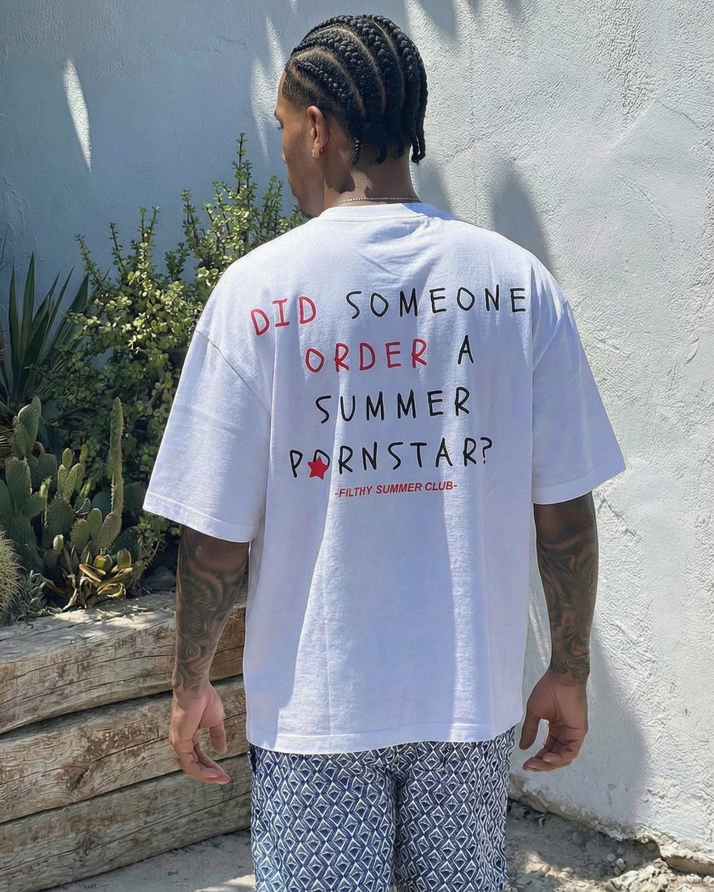 ROOM SERVICE TEE
