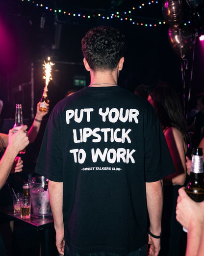 LIPSTICK TEE