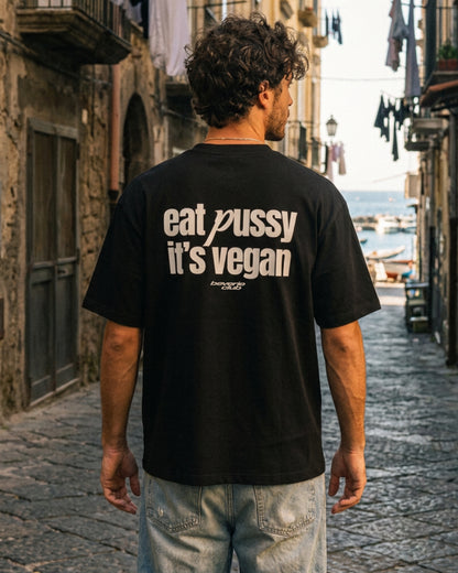 IT'S VEGAN TEE