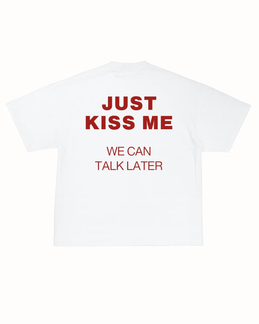 KISS ME T-SHIRT