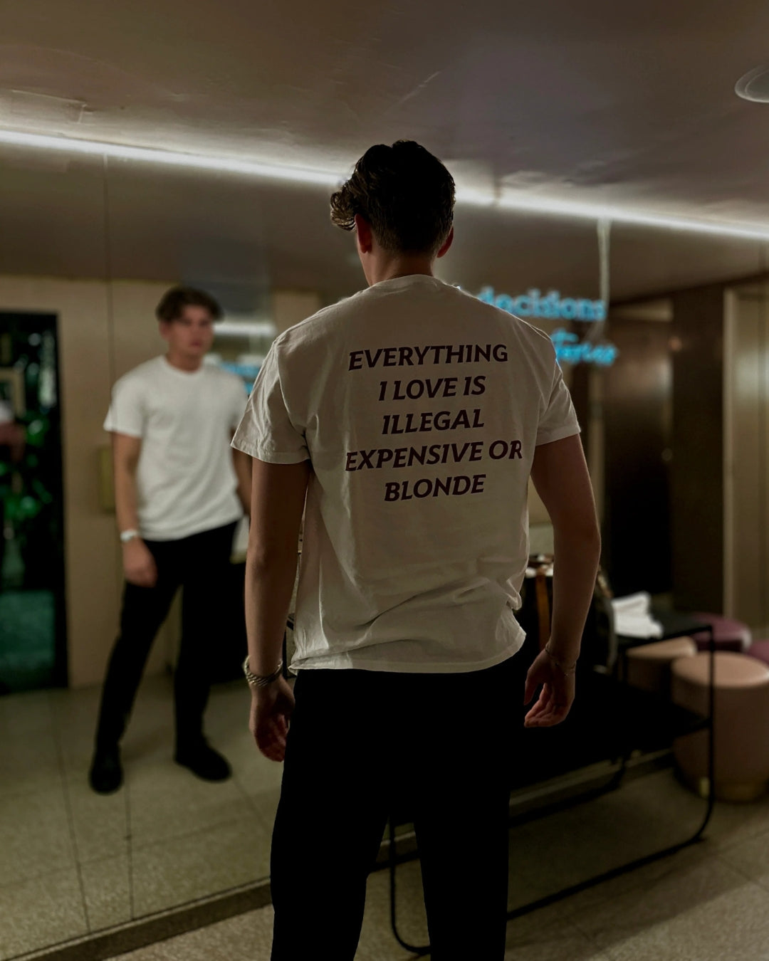 EVERYTHING I LOVE TEE