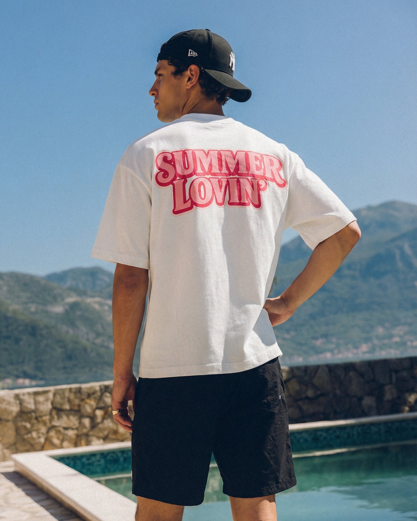 LOVIN' TEE