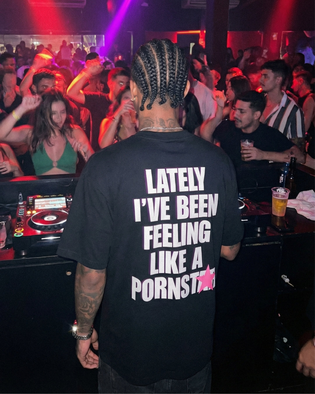 FEELING LIKE TEE